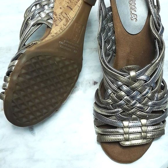 Aerosoles Metallic Wedge Sandals Size 6 - Picture 3 of 8
